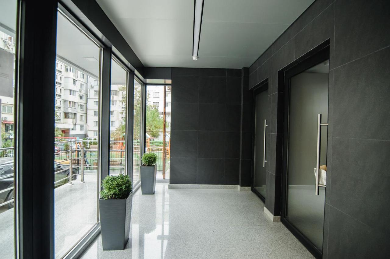 Double Skyhouse Exclusive Apartments Chisinau Eksteriør bilde