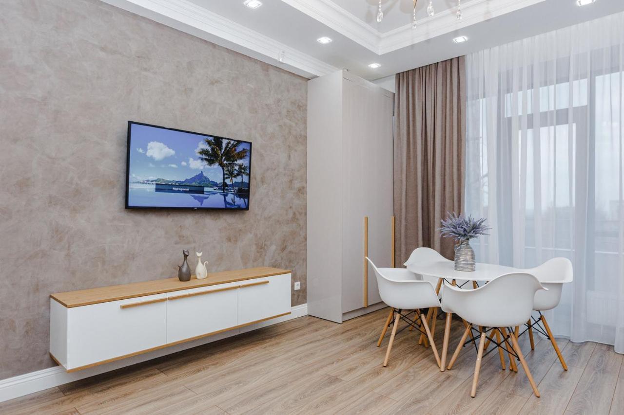 Double Skyhouse Exclusive Apartments Chisinau Eksteriør bilde
