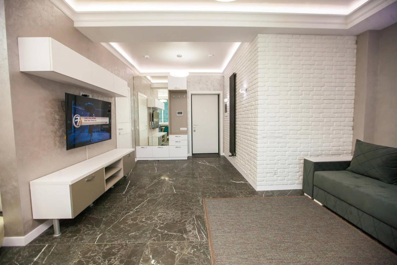 Double Skyhouse Exclusive Apartments Chisinau Eksteriør bilde