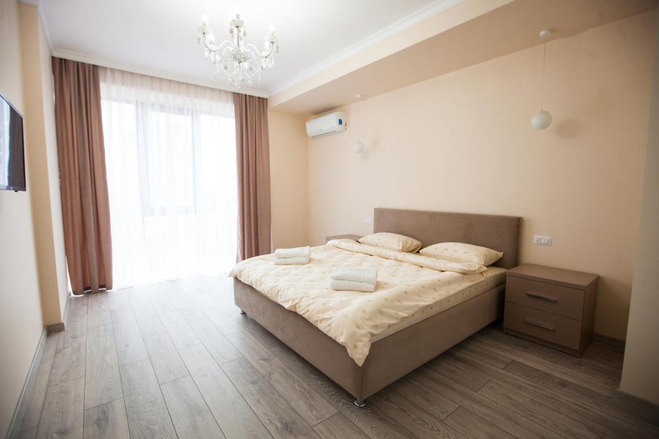 Double Skyhouse Exclusive Apartments Chisinau Eksteriør bilde