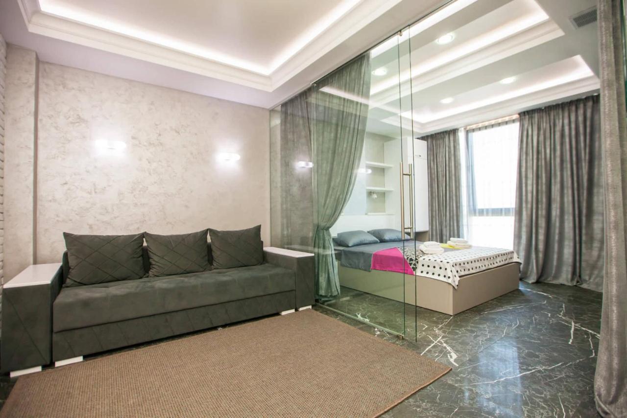 Double Skyhouse Exclusive Apartments Chisinau Eksteriør bilde