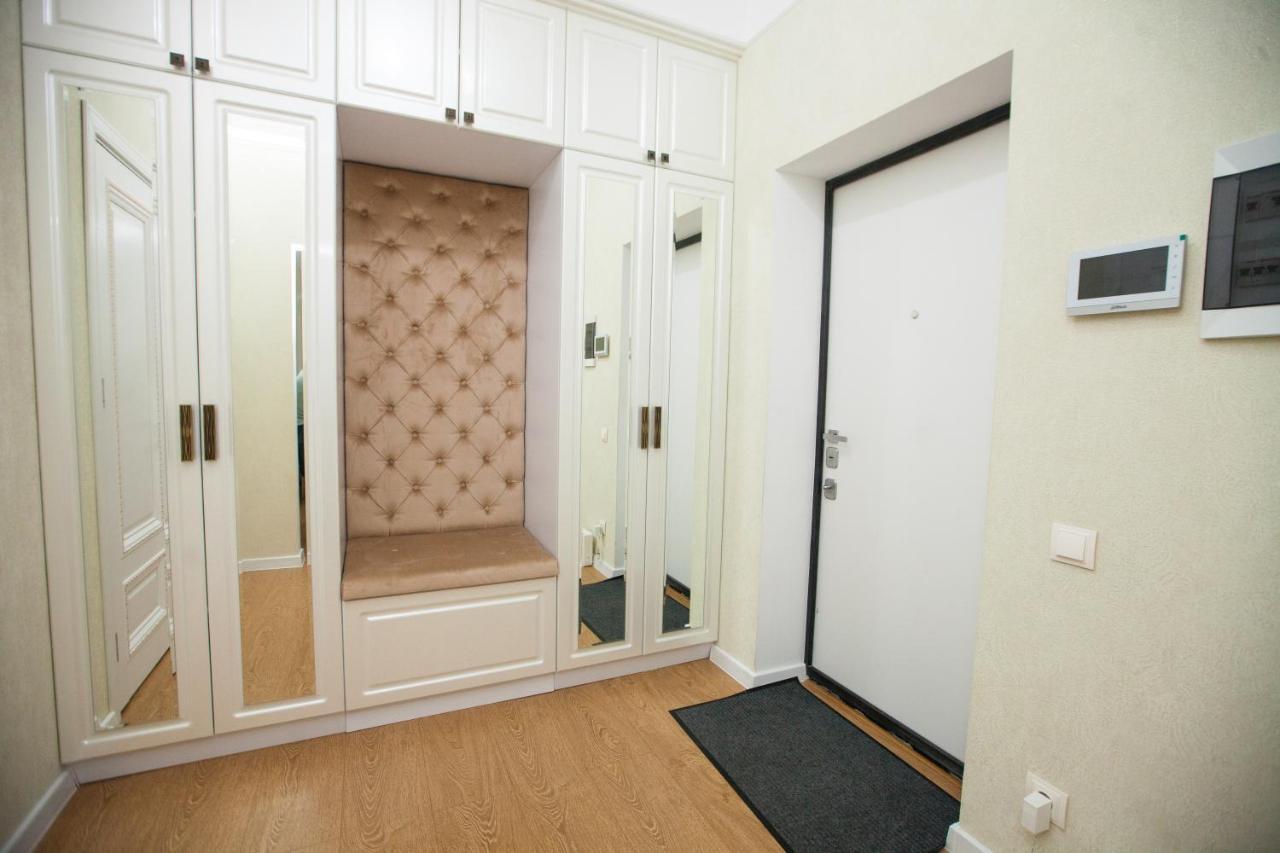 Double Skyhouse Exclusive Apartments Chisinau Eksteriør bilde