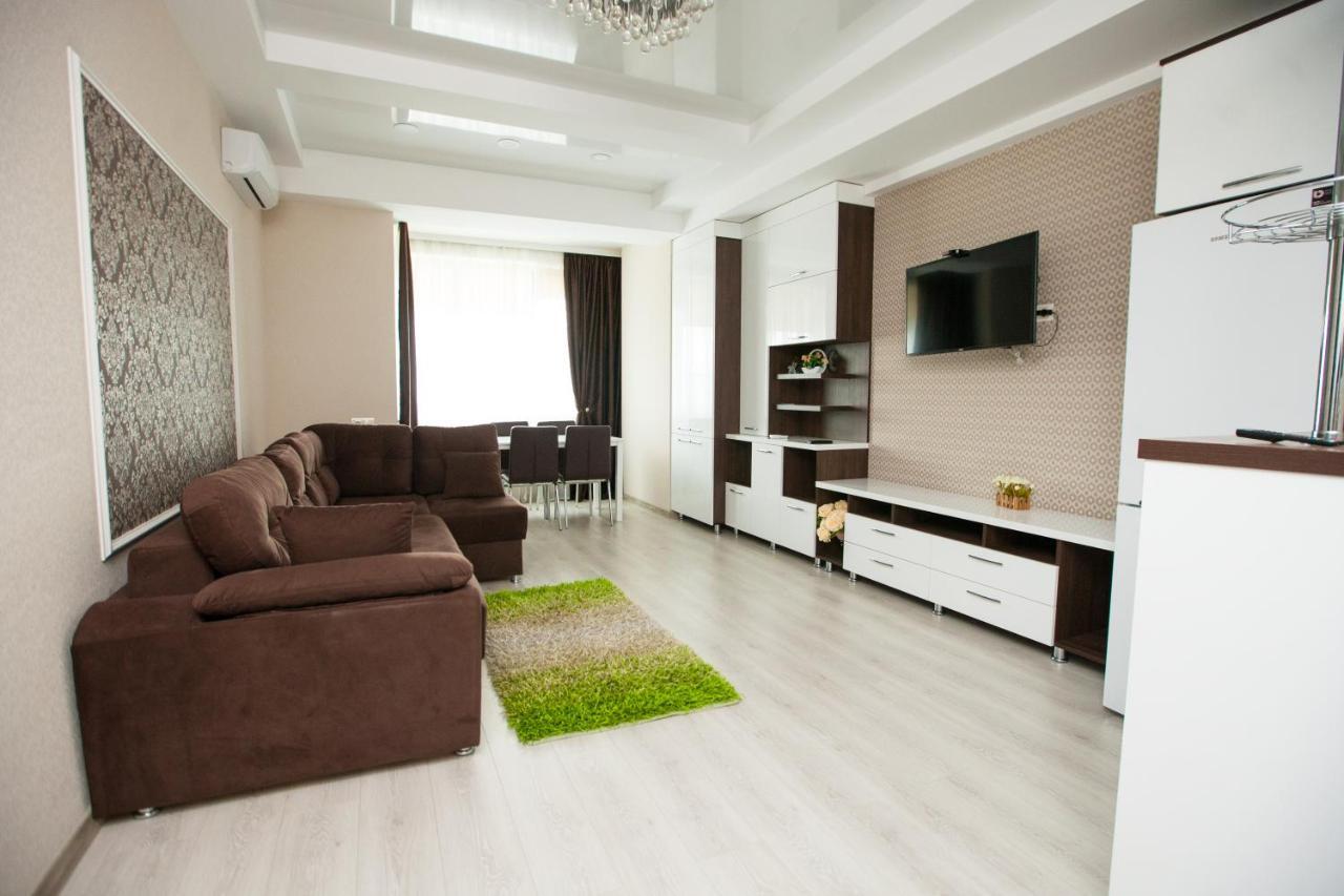 Double Skyhouse Exclusive Apartments Chisinau Eksteriør bilde